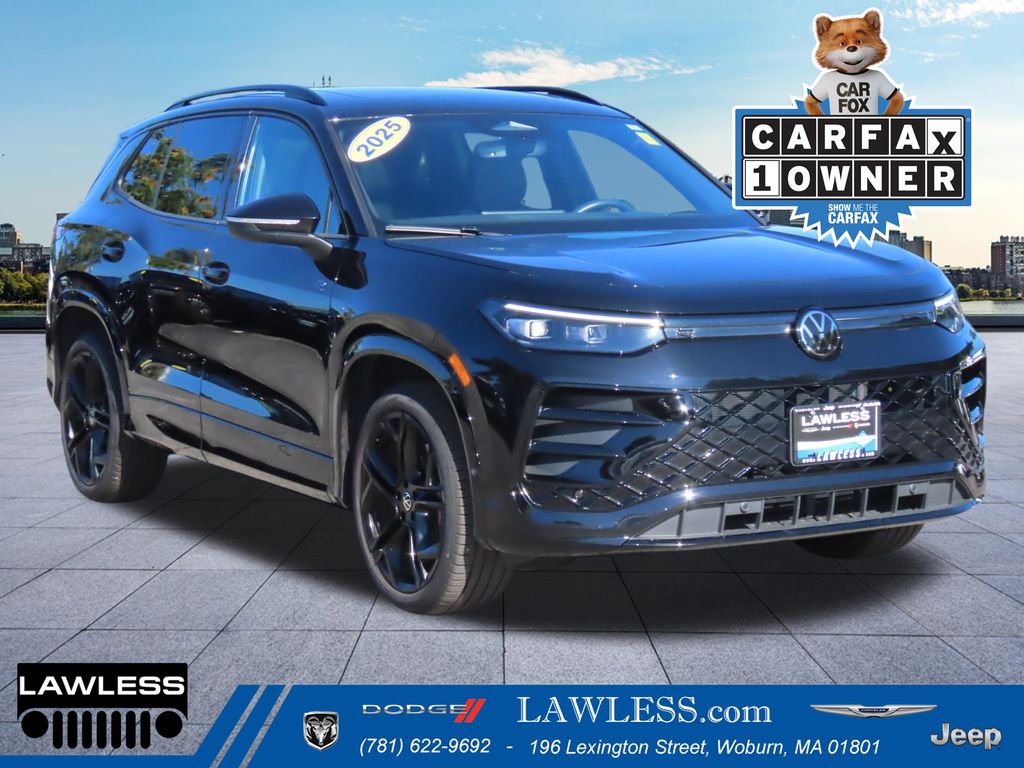 2025 Volkswagen Tiguan SE R-LINE BLACK