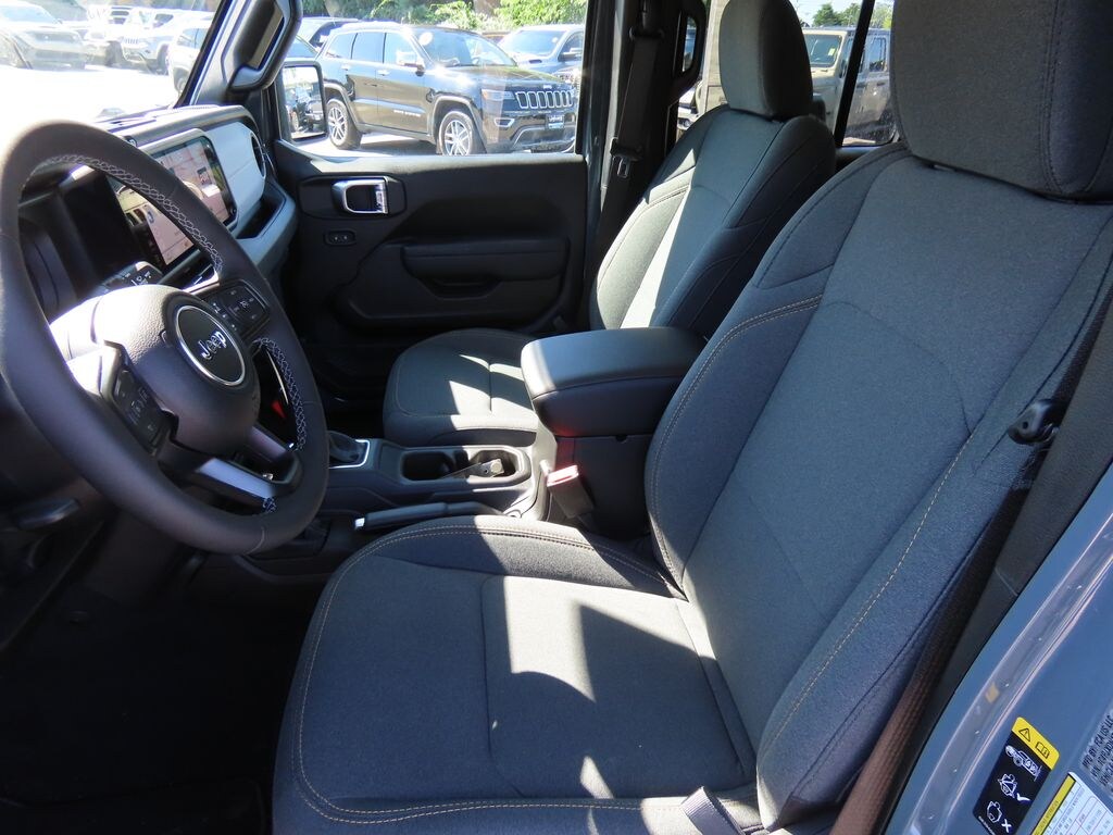 New 2026 Jeep Wrangler 4-Door Sport S 4x4 Sport Utility