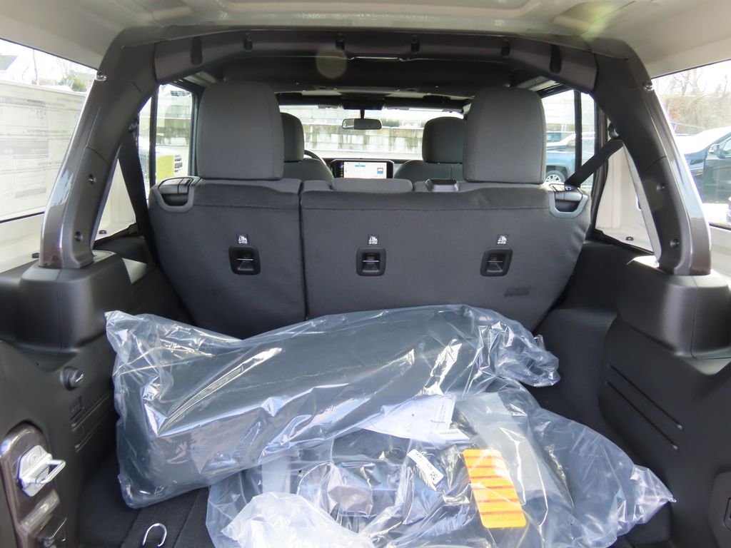 2026 Jeep Wrangler 4-Door Sport - Photo 18