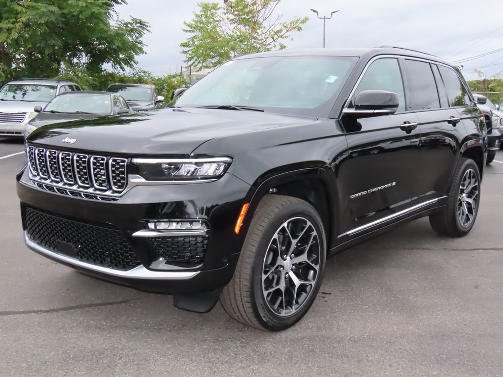 2025 Jeep Grand Cherokee Summit Reserve photo 2