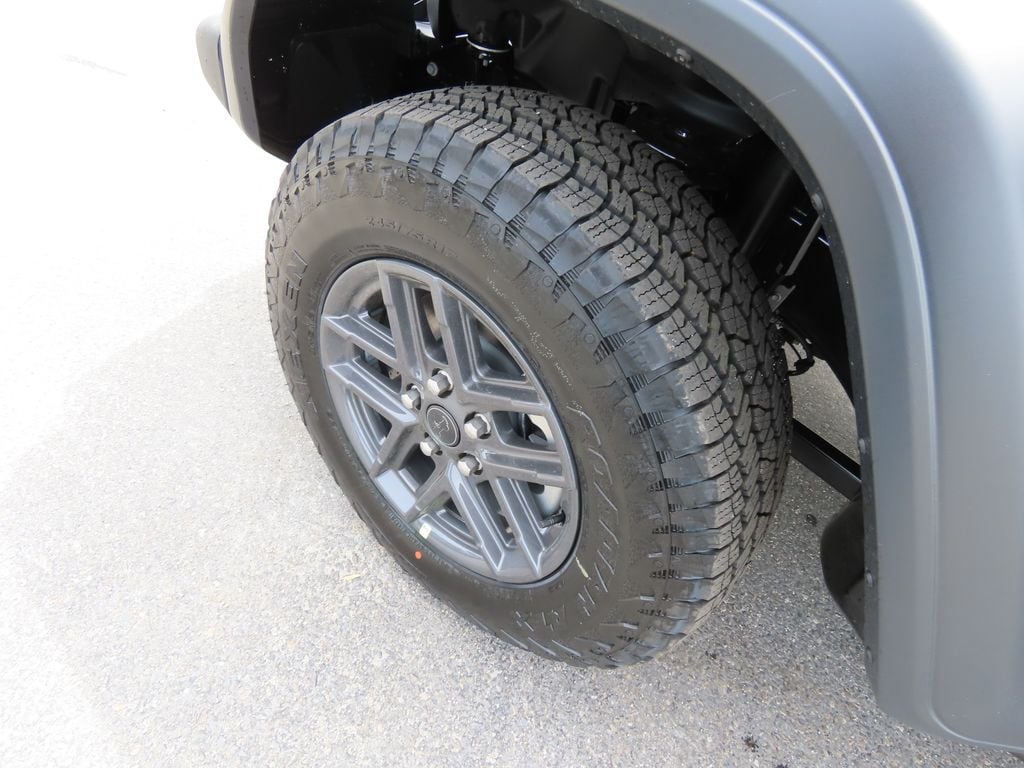 New 2026 Jeep Wrangler 4-Door Sport S Sport Utility