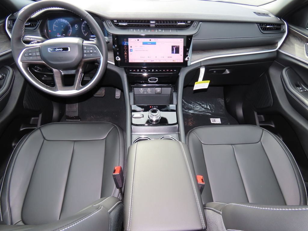New 2026 Jeep Grand Cherokee Limited 4X4 Sport Utility