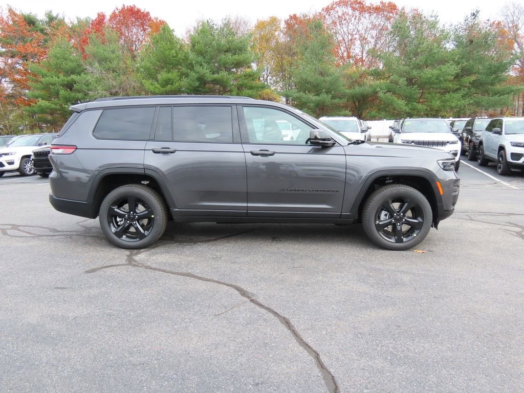 New 2025 Jeep Grand Cherokee L Limited Sport Utility