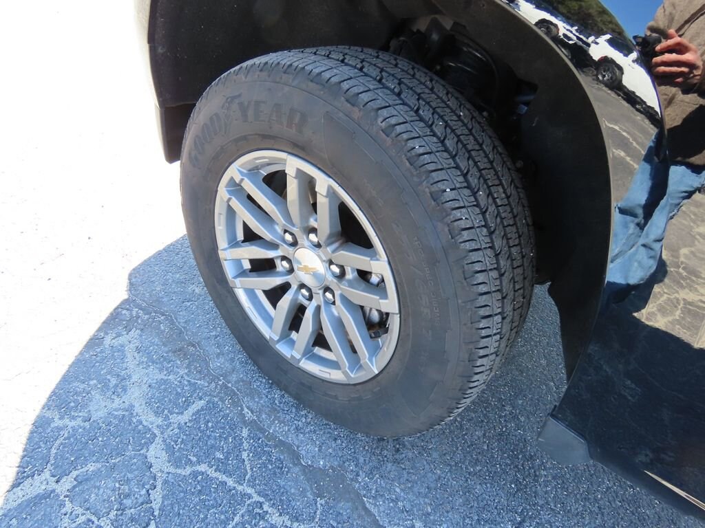 Used 2023 Chevrolet Colorado 4WD LT 4WD Crew Cab LT