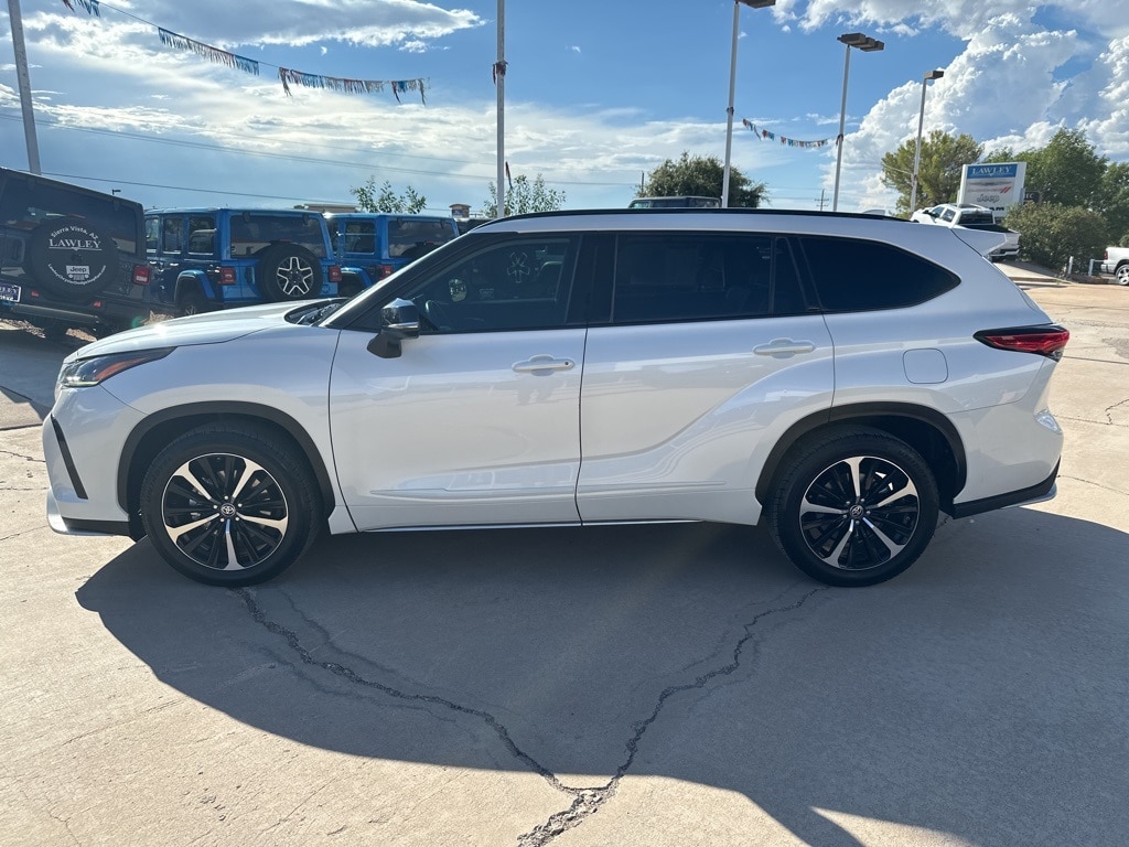 Certified 2021 Toyota Highlander XSE with VIN 5TDJZRAHXMS077187 for sale in Sierra Vista, AZ