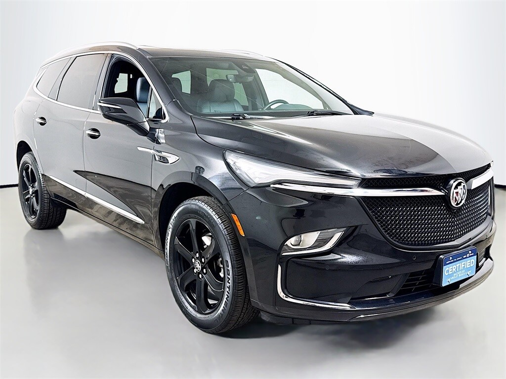 2023 Buick Enclave Essence photo 3