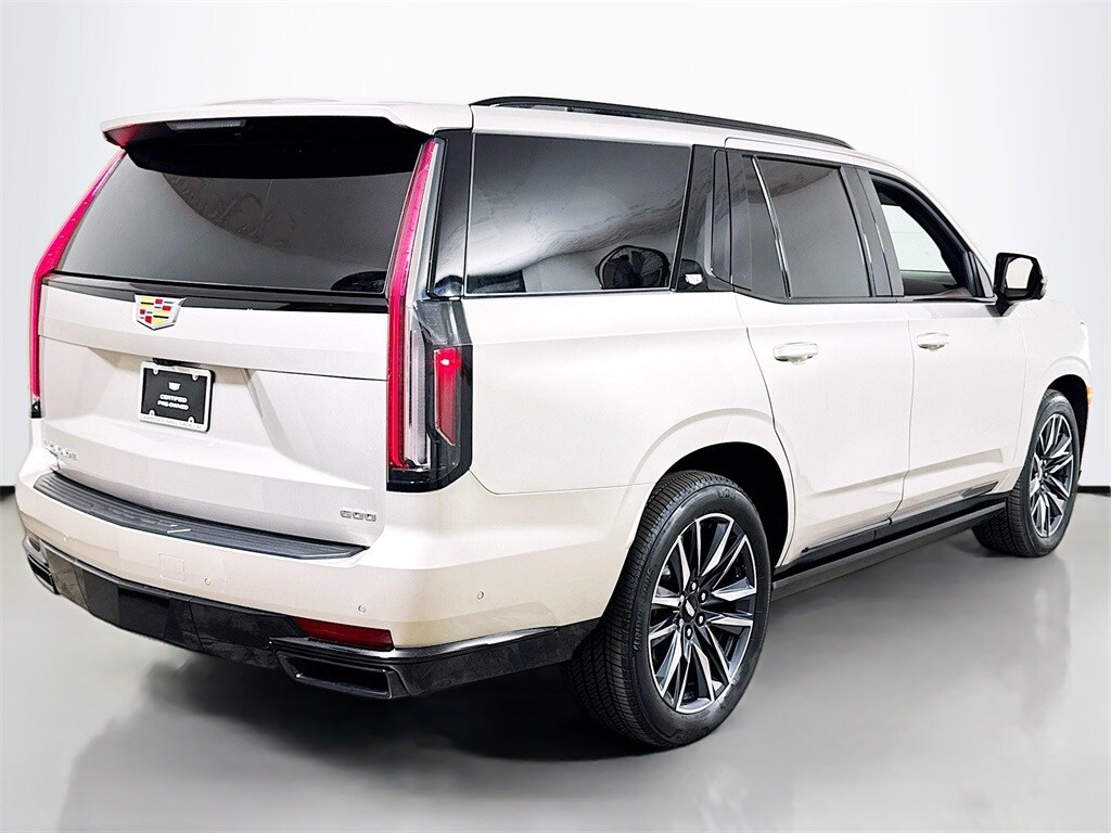 2022 Cadillac Escalade Sport Platinum photo 4