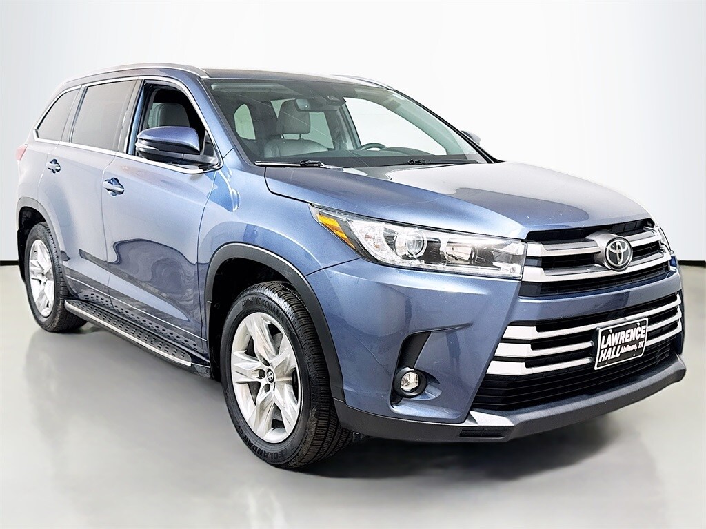 2019 Toyota Highlander Limited Platinum photo 3
