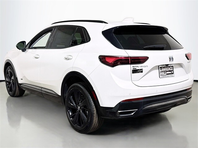 2025 Buick Envision Sport Touring photo 3