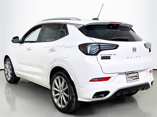 2025 Buick Encore GX Avenir photo 3