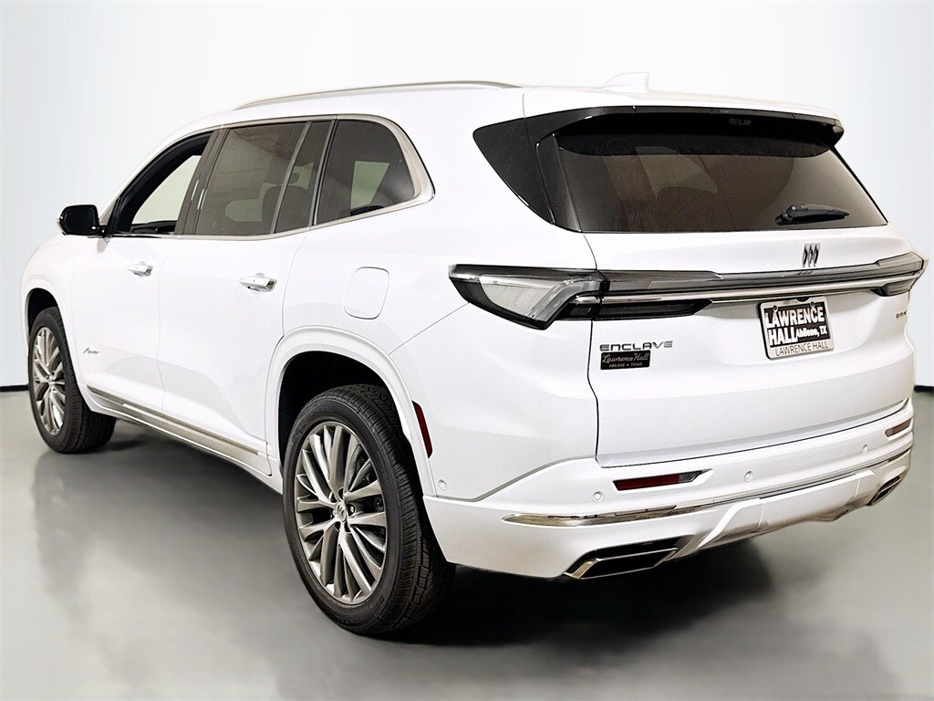 2026 Buick Enclave Avenir photo 3