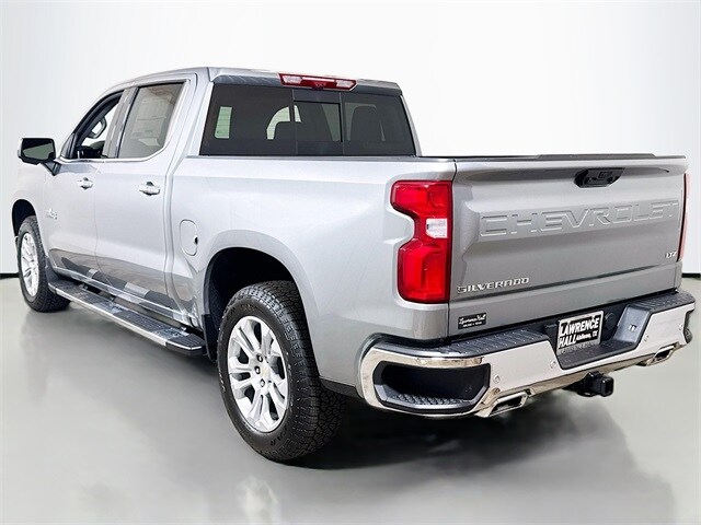 2025 Chevrolet Silverado 1500 LTZ photo 3