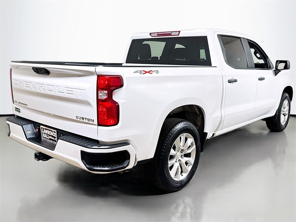 2023 Chevrolet Silverado 1500 Custom photo 4