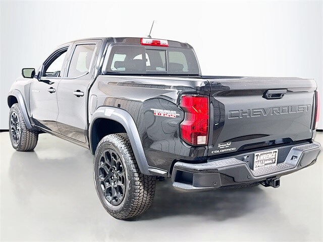 2026 Chevrolet Colorado Trail Boss photo 3