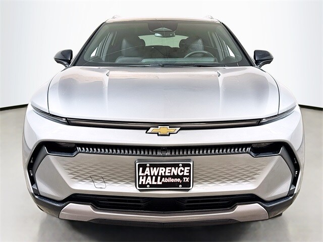 2025 Chevrolet Equinox EV 1LT photo 2