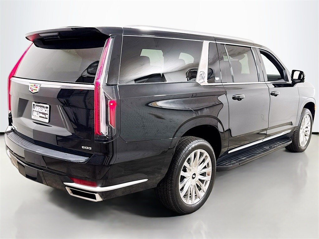 2024 Cadillac Escalade ESV Premium Luxury photo 4
