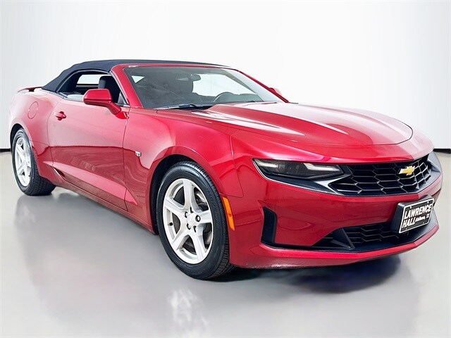 2023 Chevrolet Camaro 1LT photo 3