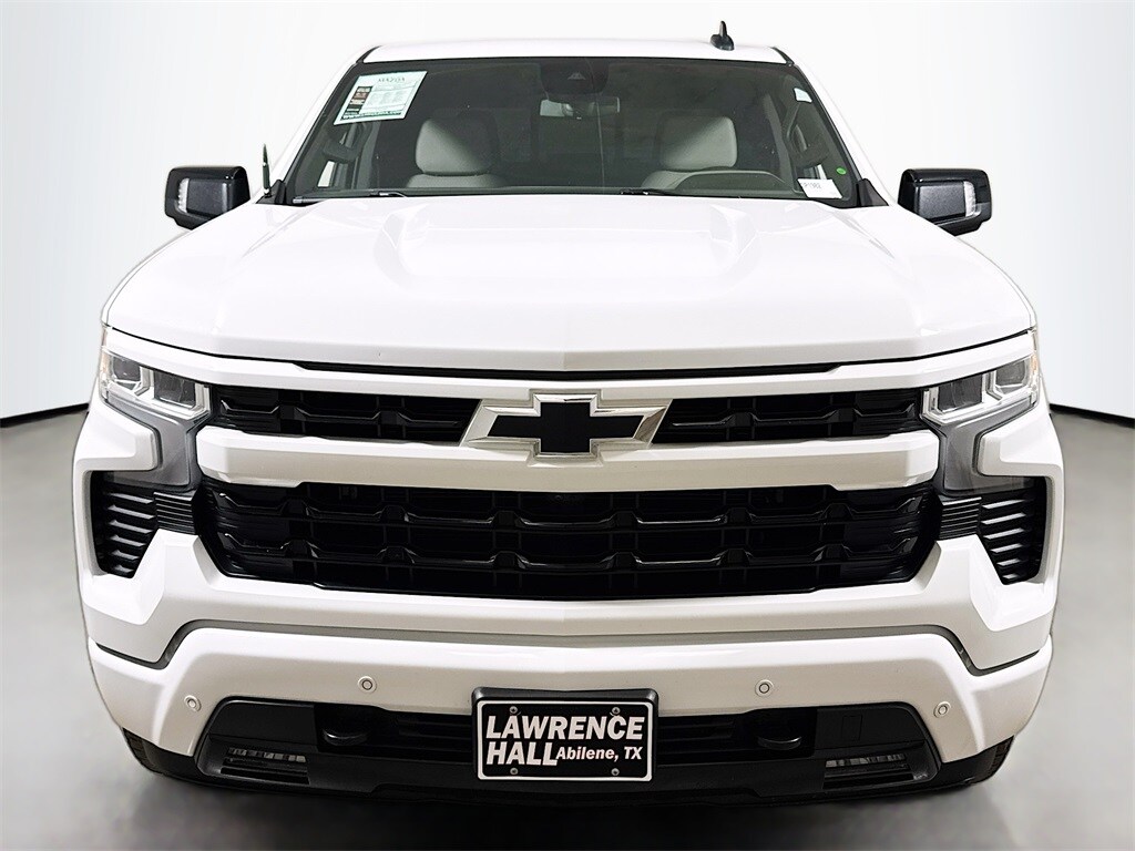 2024 Chevrolet Silverado 1500 RST photo 2