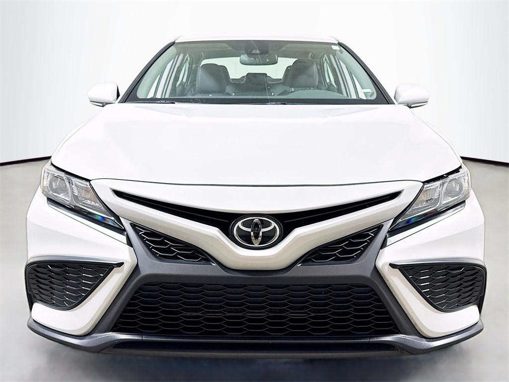 Used 2024 Toyota Camry SE with VIN 4T1T11AK3RU208651 for sale in Abilene, TX
