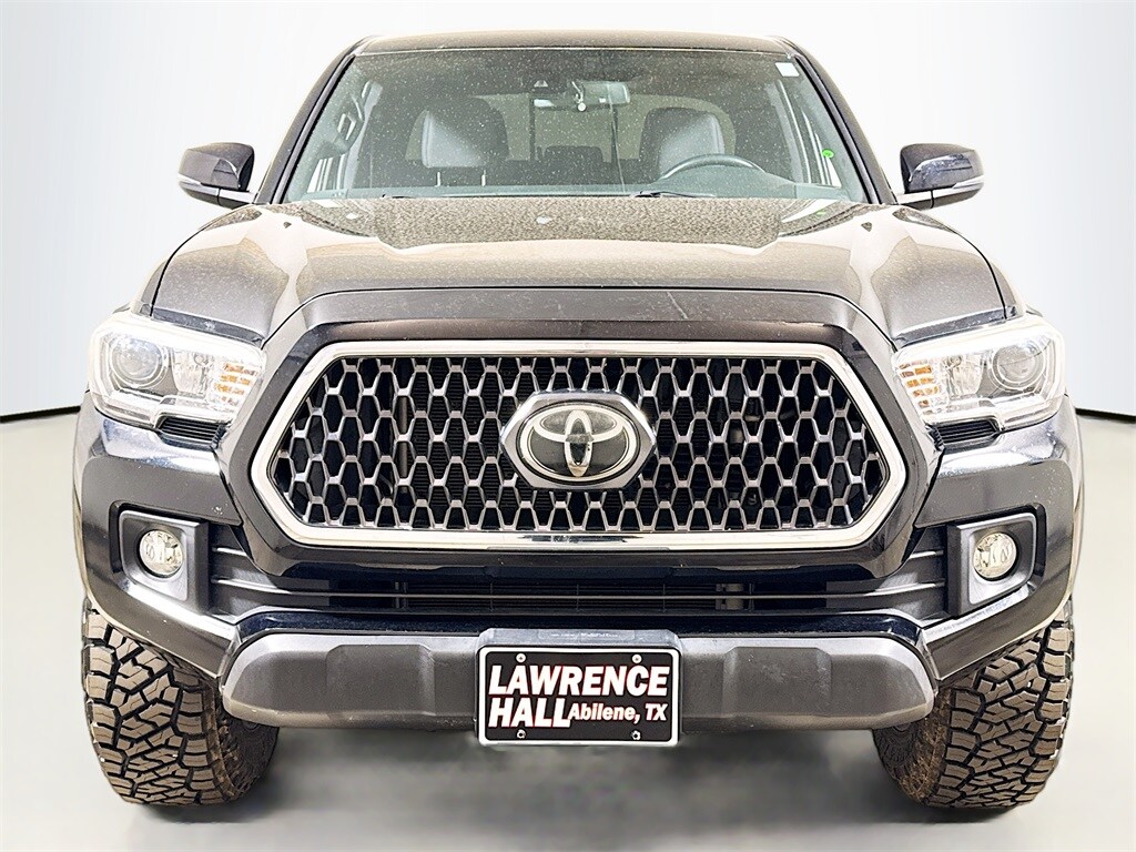 2018 Toyota Tacoma SR V6 photo 2