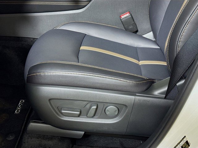 2026 Mazda CX-70 Premium Package - Photo 17