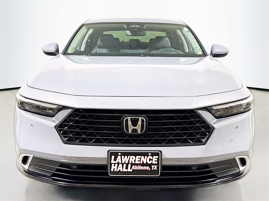 2023 Honda Accord Hybrid Touring photo 2