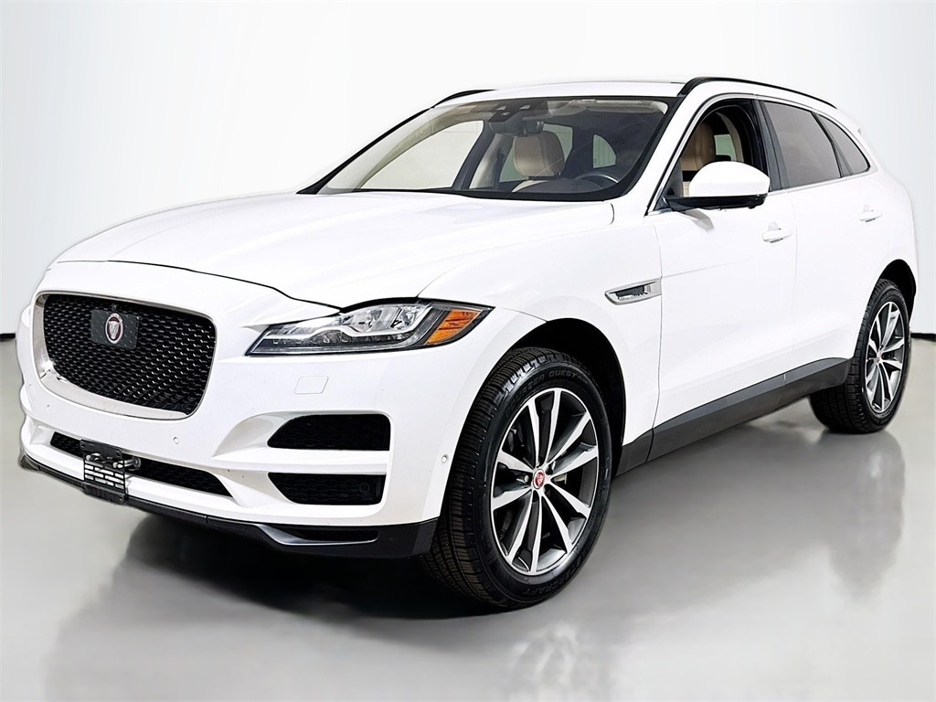 2019 Jaguar F-Pace Prestige's photo