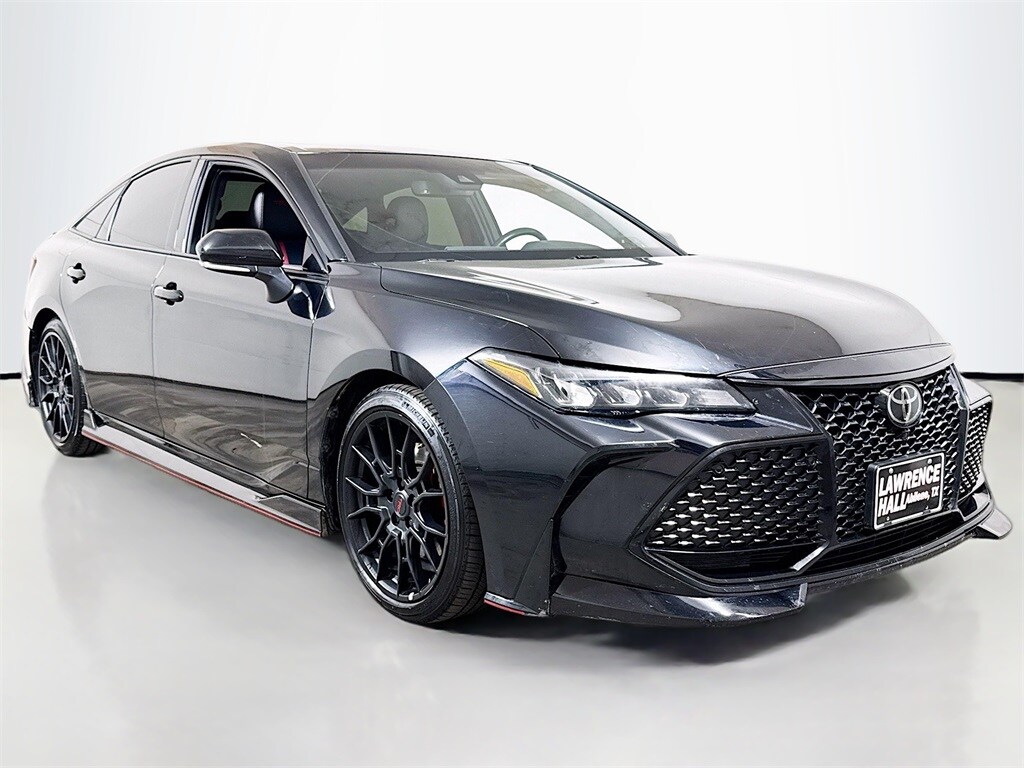 2021 Toyota Avalon TRD photo 3