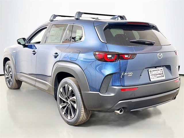 2025 Mazda CX-50 Premium Plus photo 3