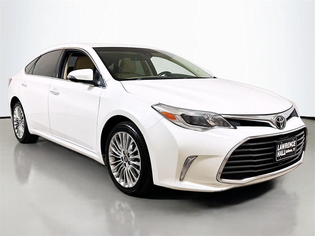 Used 2017 Toyota Avalon XLE Sedan