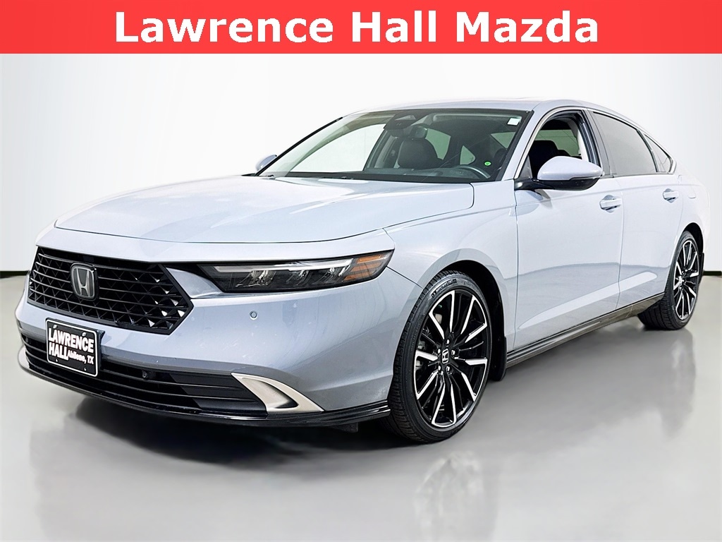 2023 Honda Accord Hybrid Touring's photo