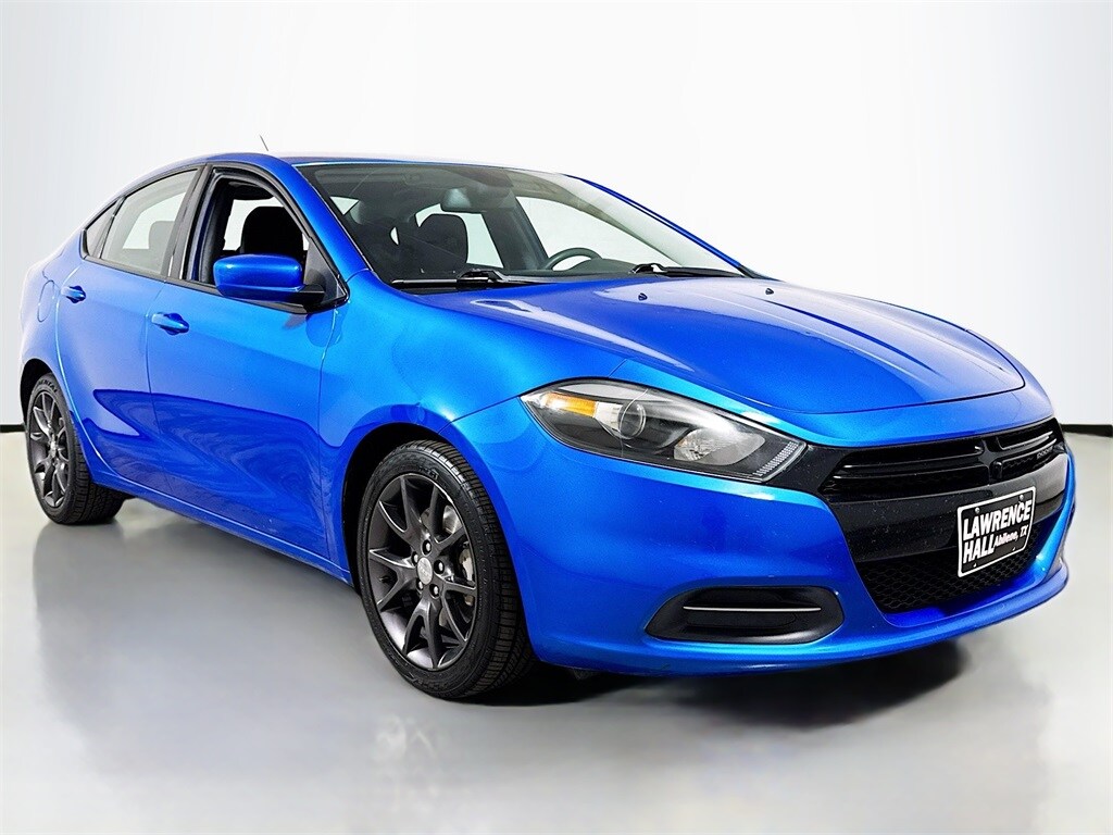 2016 Dodge Dart SE photo 3