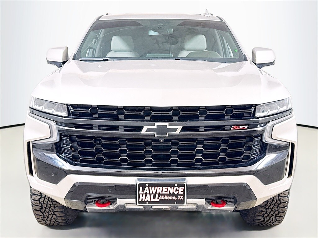 2023 Chevrolet Suburban Z71 photo 2