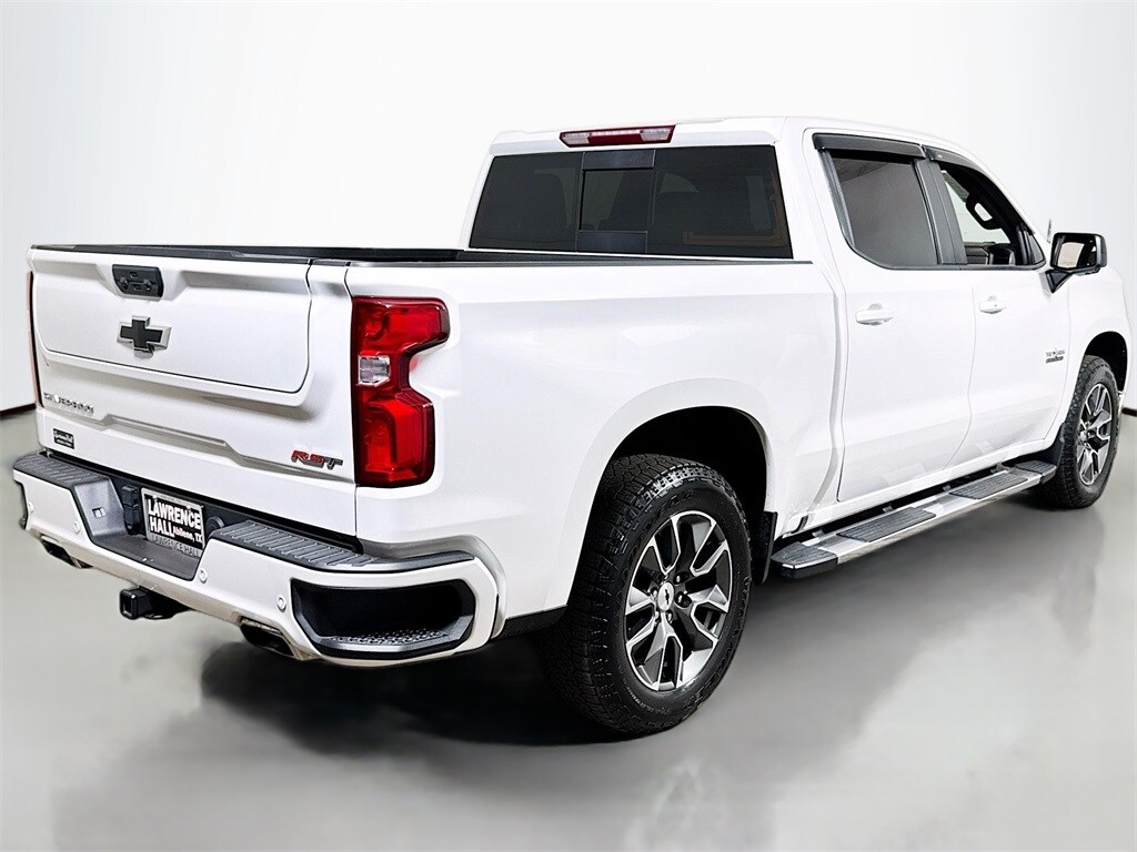 2024 Chevrolet Silverado 1500 RST photo 4