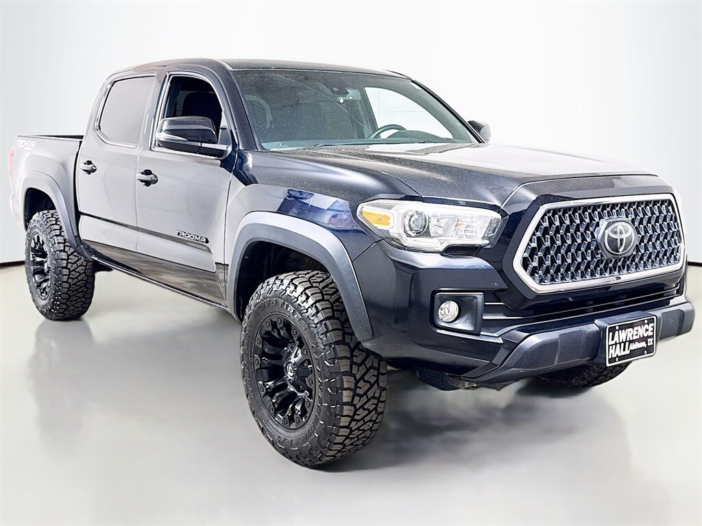 2018 Toyota Tacoma SR V6 photo 3