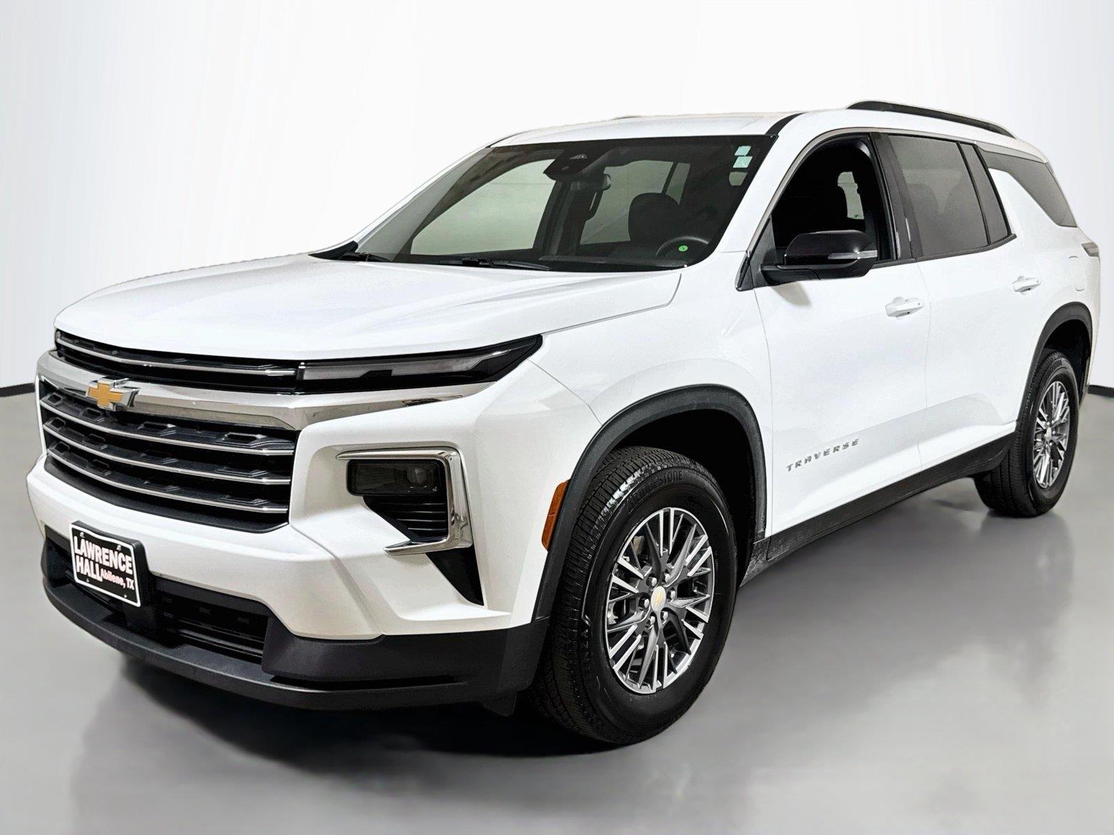 Used 2026 Chevrolet Traverse AWD LT