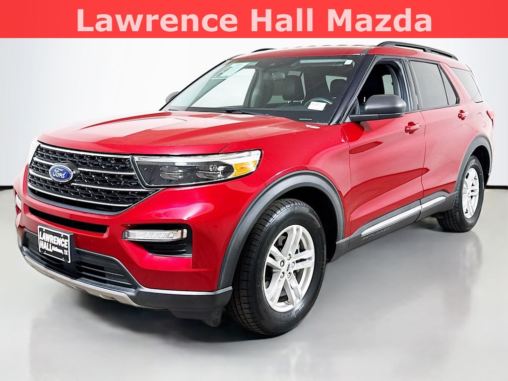 2021 Ford Explorer XLT RWD's photo