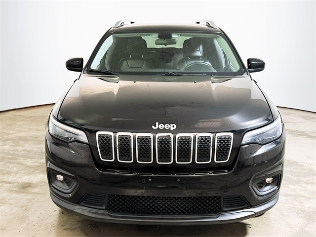 Used 2019 Jeep Cherokee Latitude Plus with VIN 1C4PJLLB0KD204481 for sale in Abilene, TX