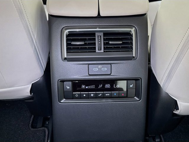 2026 Mazda CX-90 Premium Plus Package - Photo 14