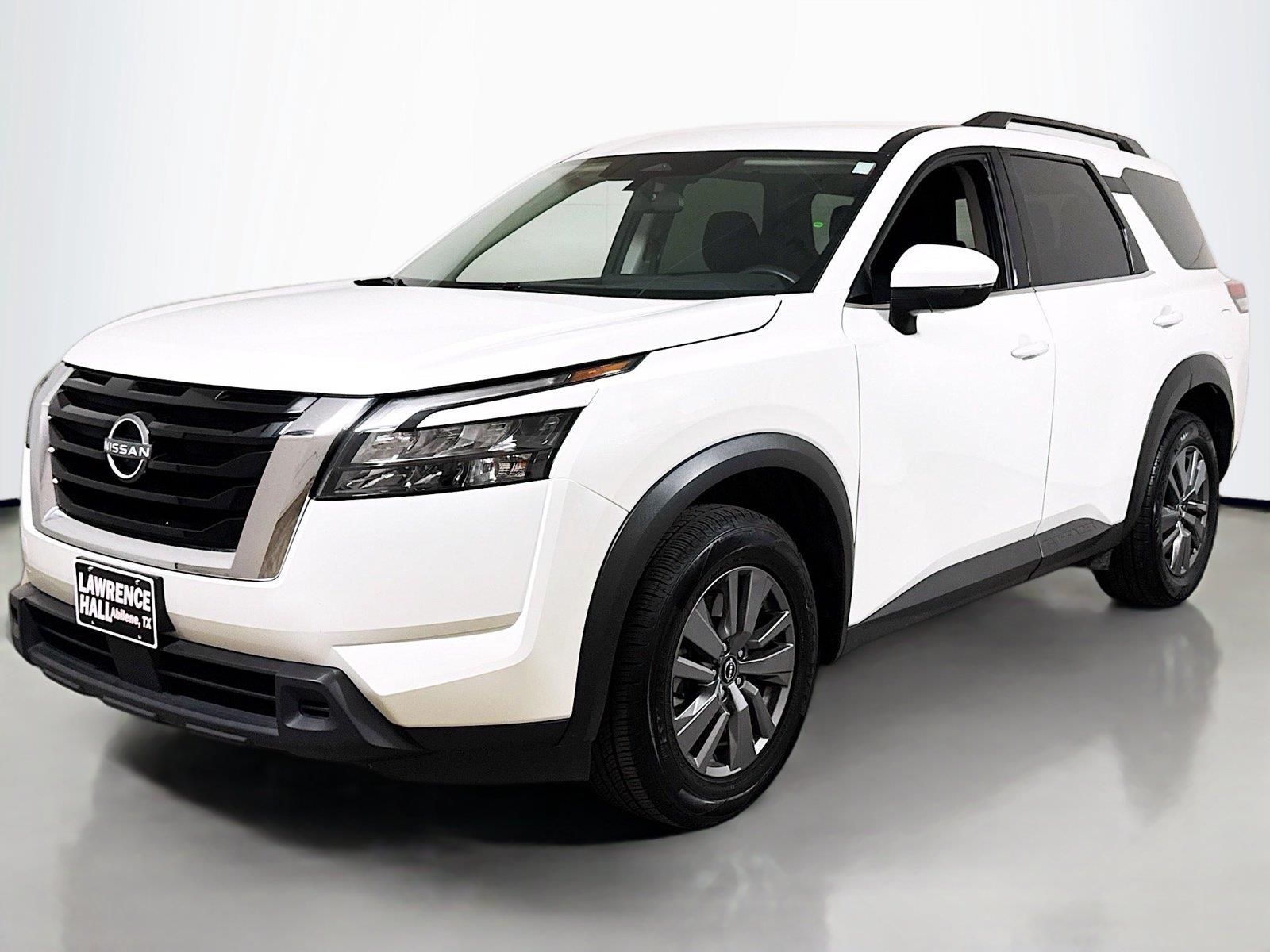 Used 2025 Nissan Pathfinder SV