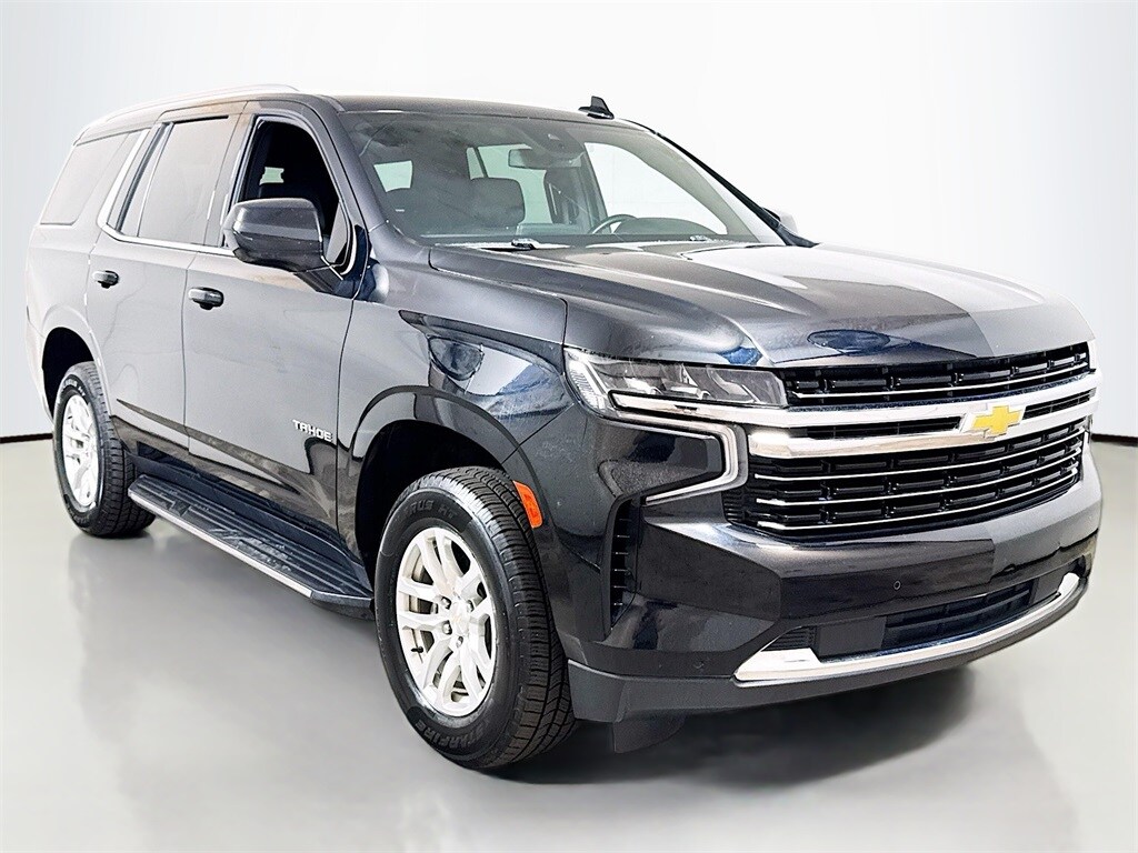 2023 Chevrolet Tahoe LT photo 3