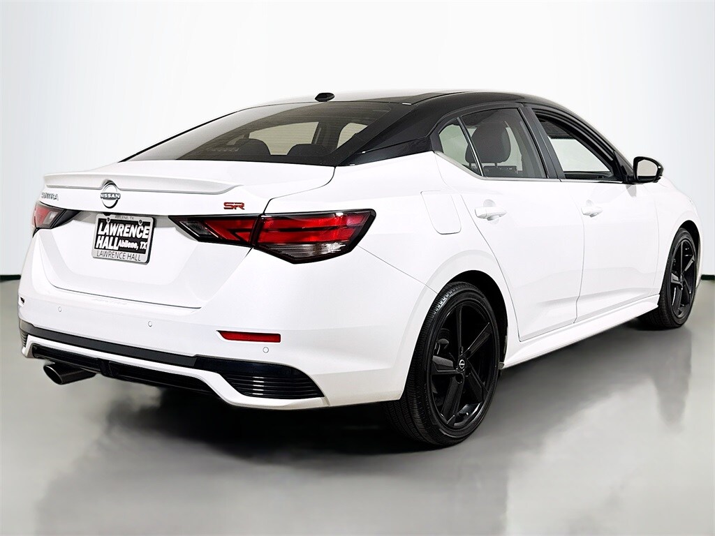 2024 Nissan Sentra SR photo 3