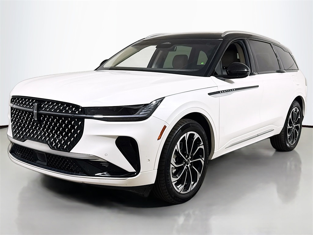 2024 Lincoln Nautilus Reserve's photo