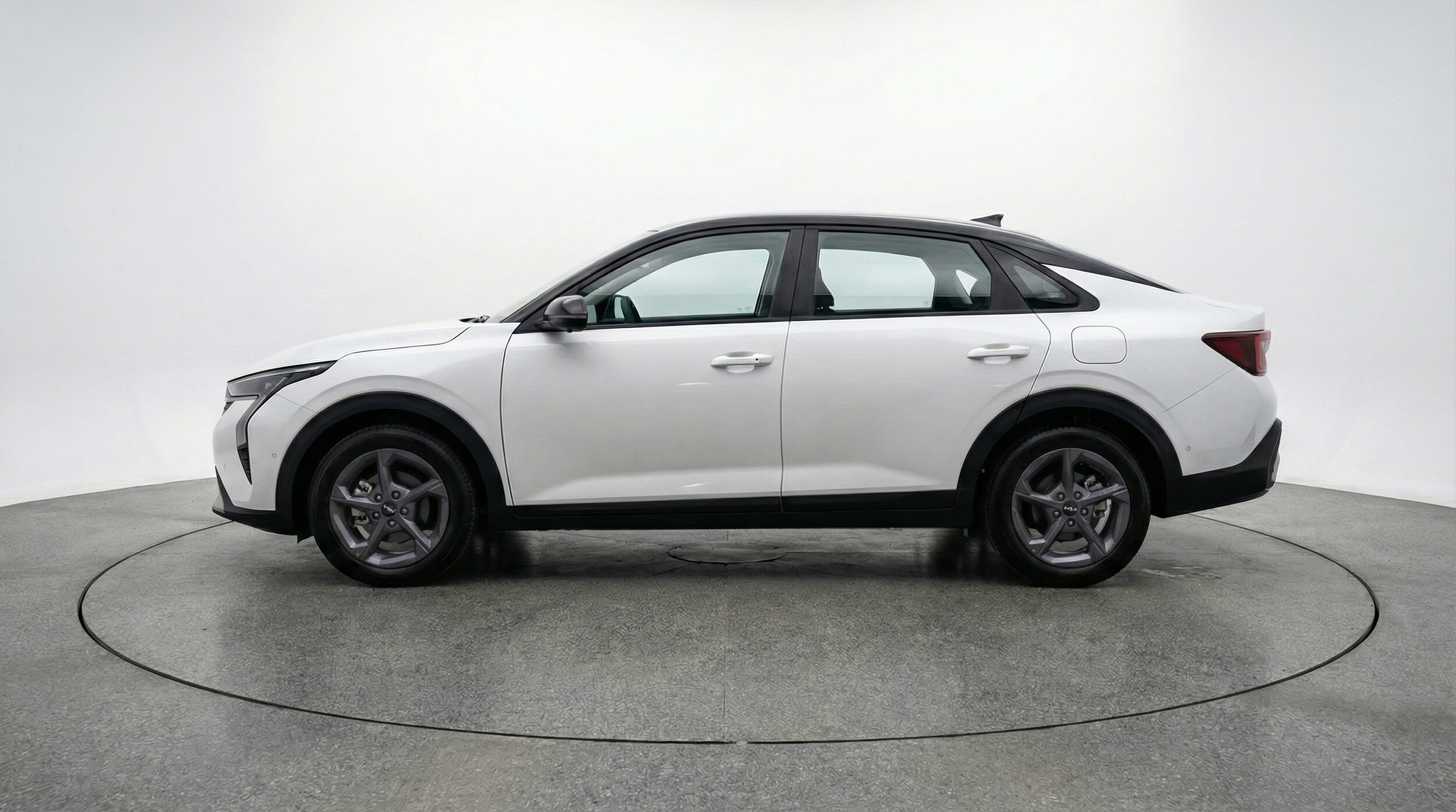 Thumbnail: 2025 Kia K4 - 4