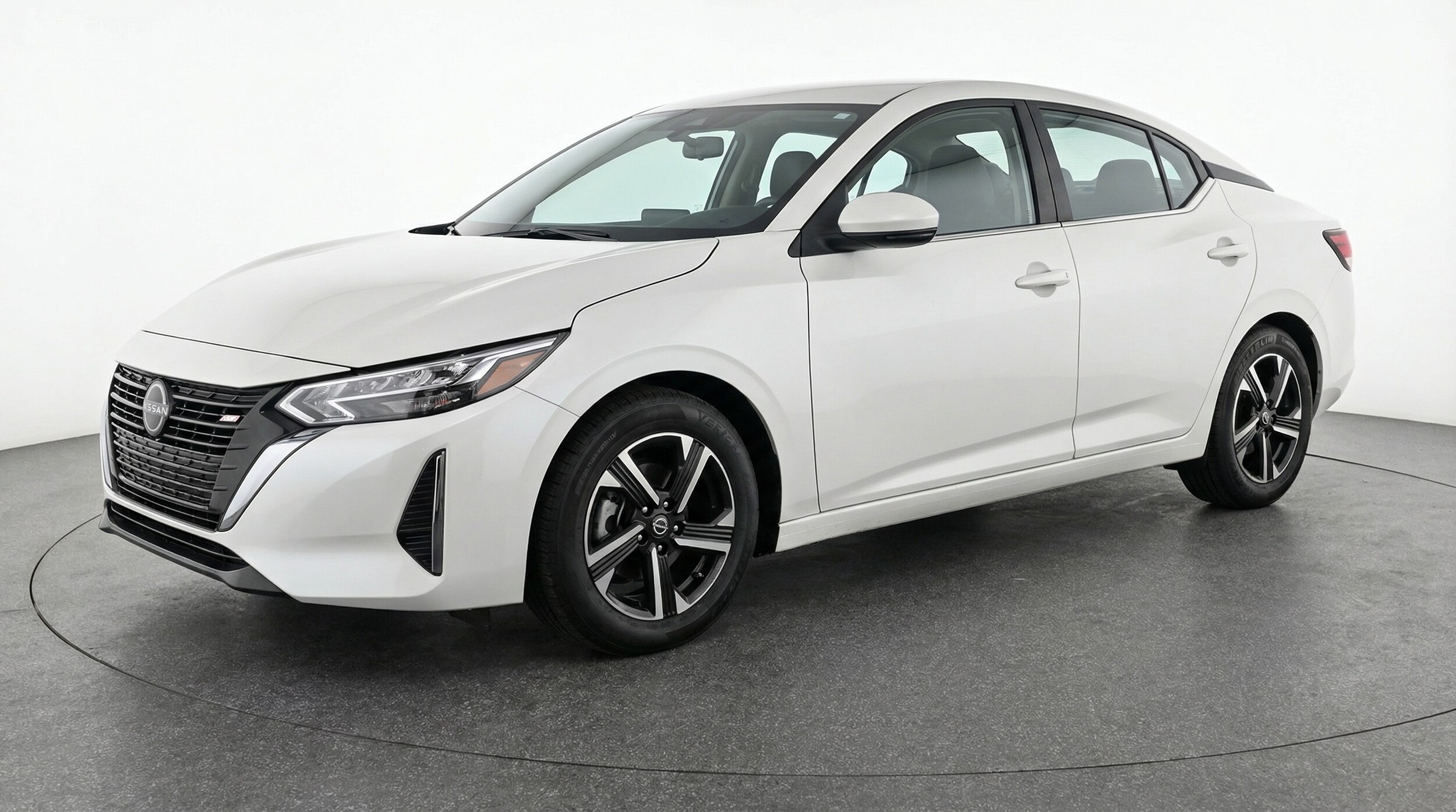 Thumbnail: 2025 Nissan Sentra - 3