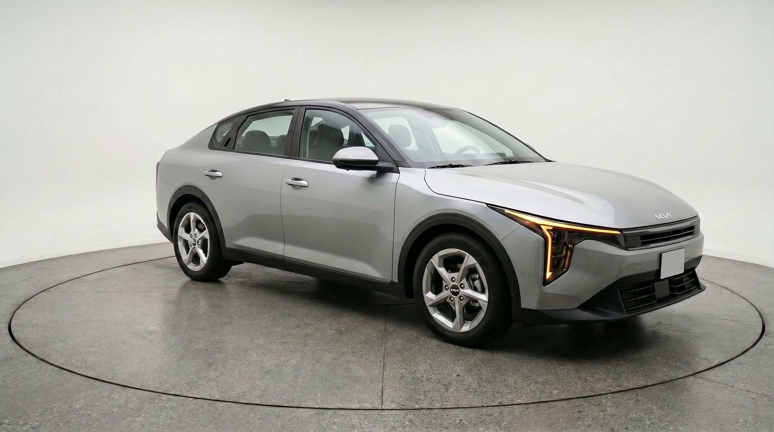 Thumbnail: 2025 Kia K4 - 1