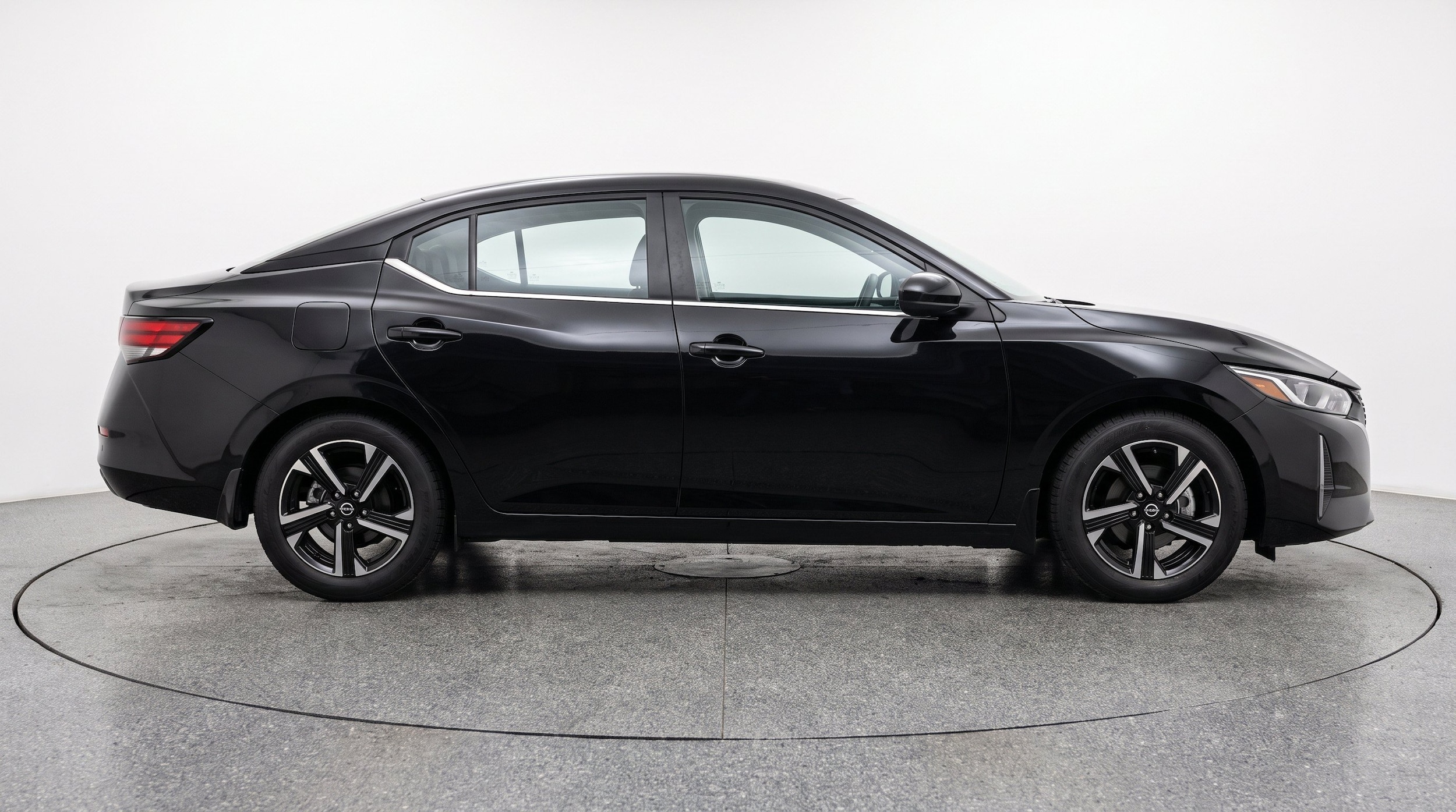 Thumbnail: 2025 Nissan Sentra - 11