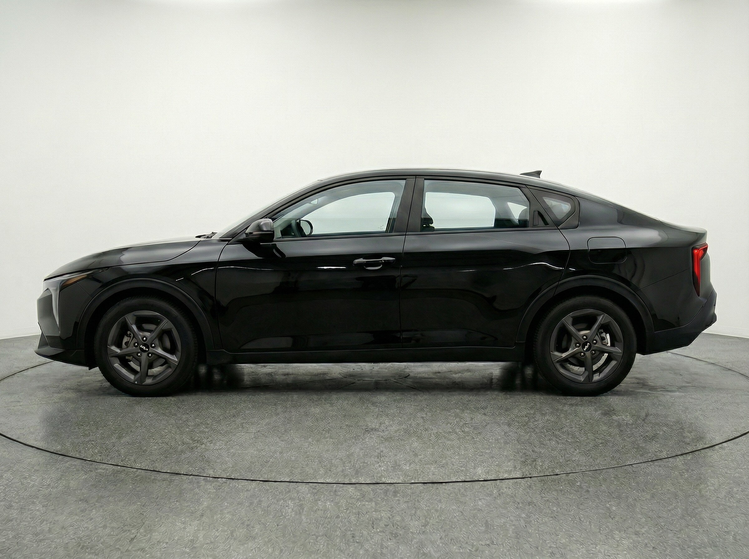 Thumbnail: 2025 Kia K4 - 4