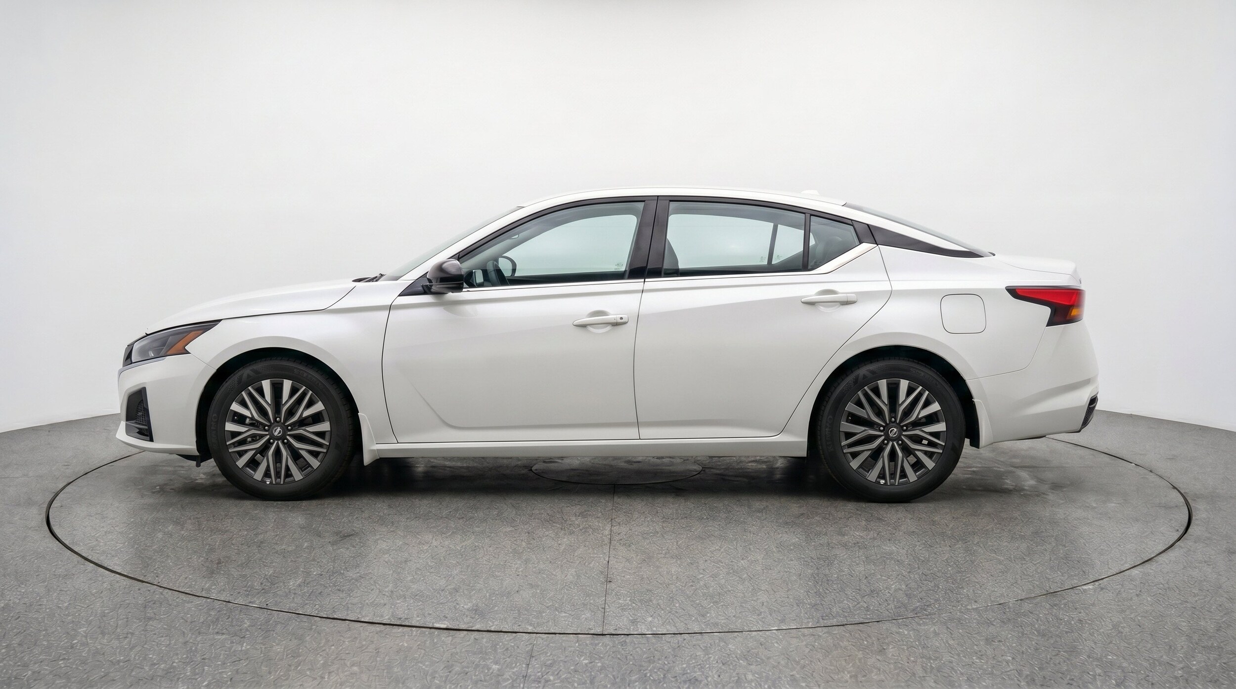 Thumbnail: 2026 Nissan Altima - 5