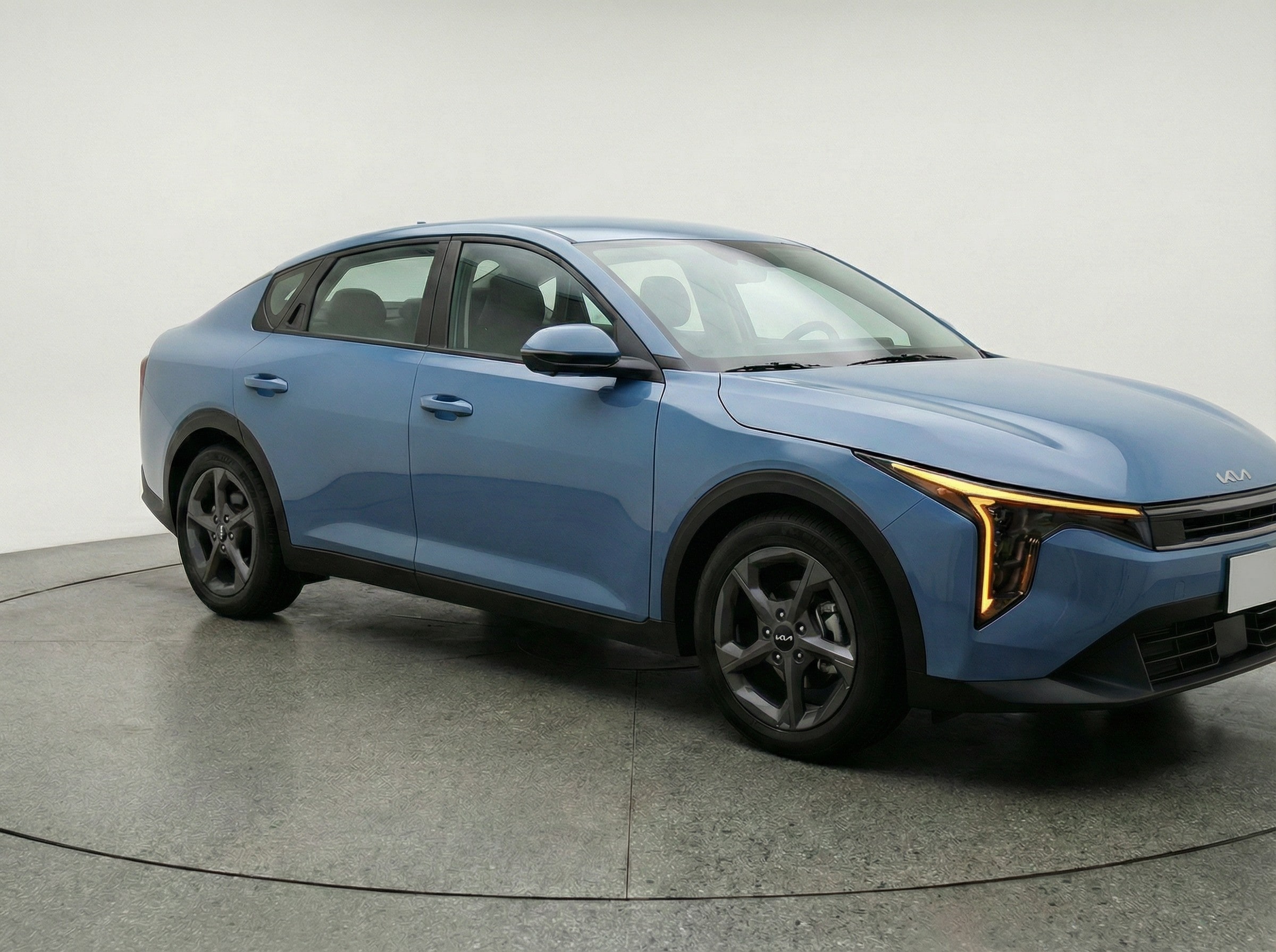 Thumbnail: 2025 Kia K4 - 1